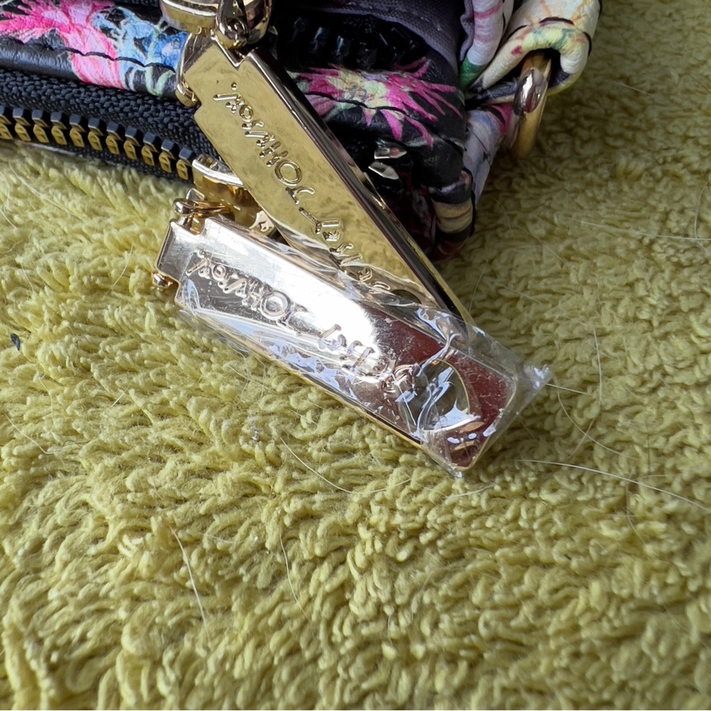 Betsey Johnson Black Floral Pouch - Picture 10 of 10